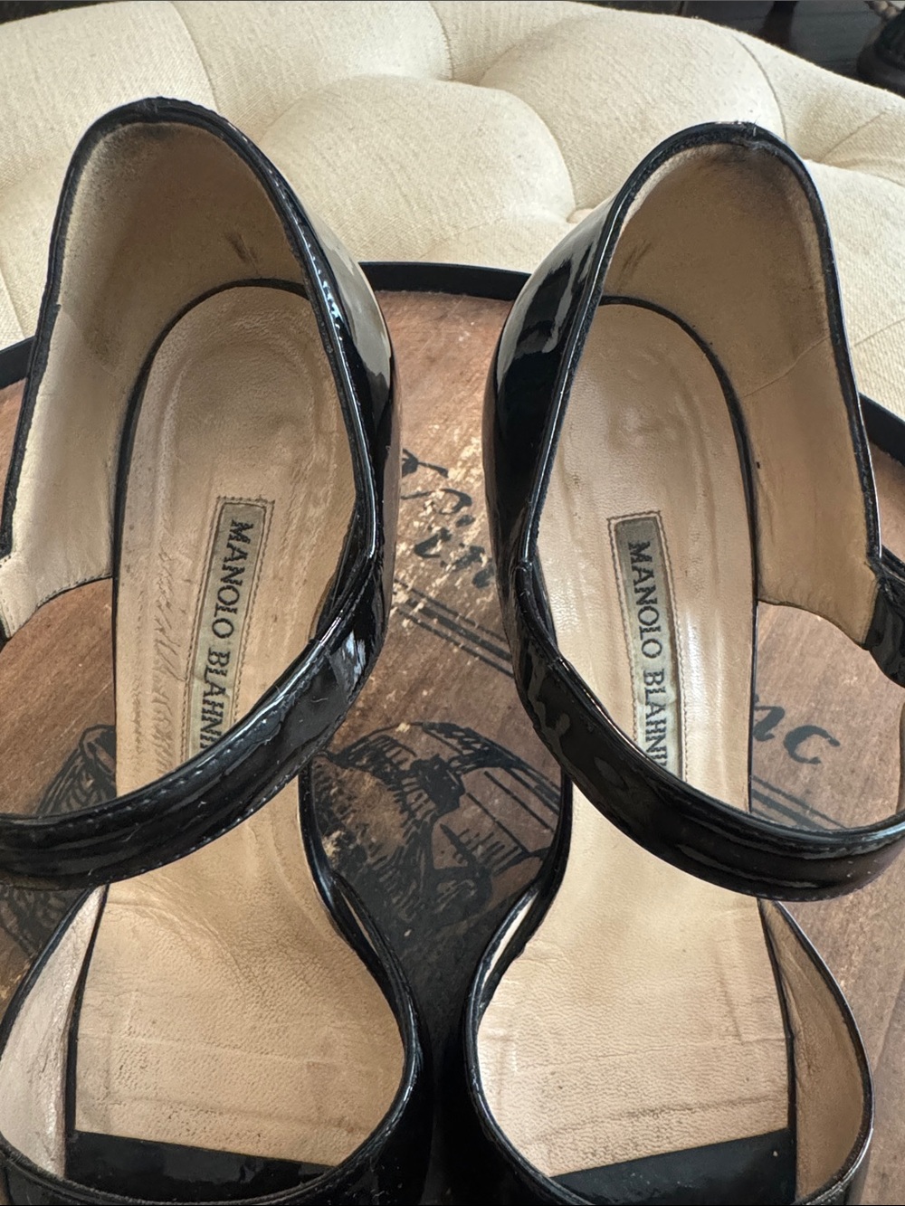 Manolo Blahnik Black Patent Mary Jane Heeled Sandals - Picture 3 of 15